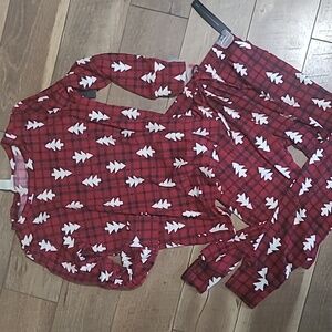 Shosho Christmas Pajamas Size M